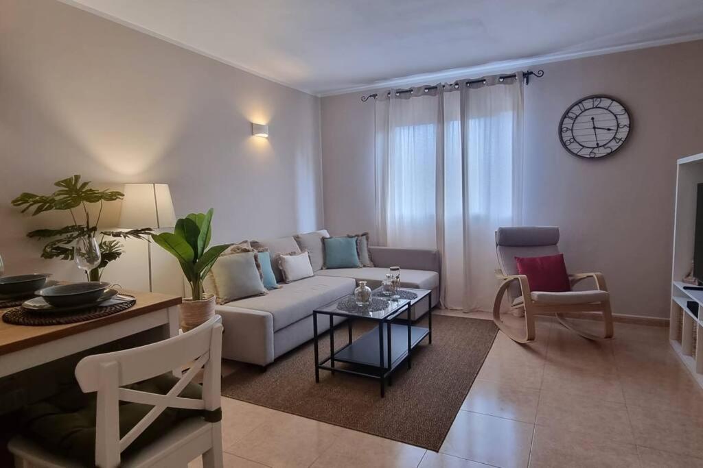 Appartamento Bouganville Con Terrazza E Piscina 코라레호 외부 사진