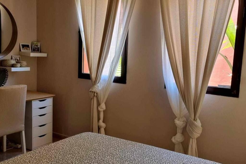 Appartamento Bouganville Con Terrazza E Piscina 코라레호 외부 사진